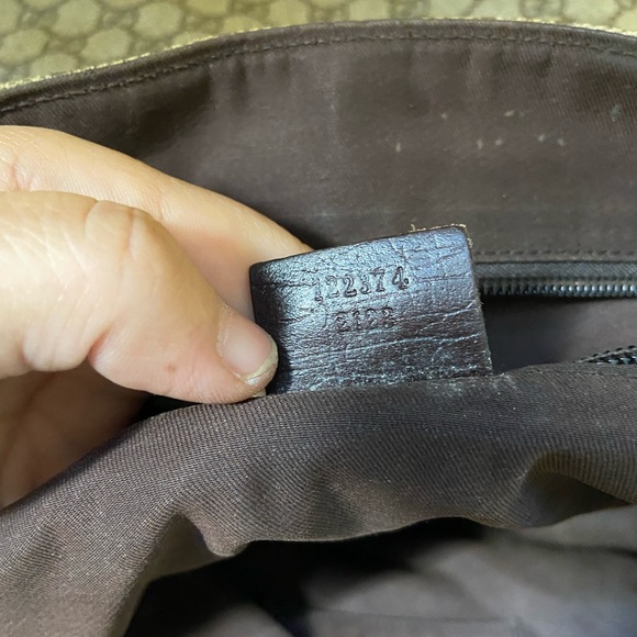 Gucci Messenger Bag - Picture 9 of 17